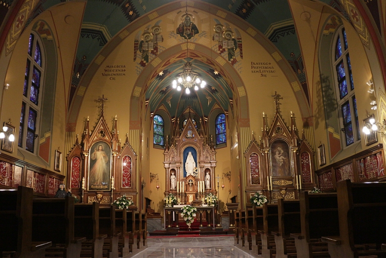 Retreat at the Divine Mercy Shrine in Krakow, PL